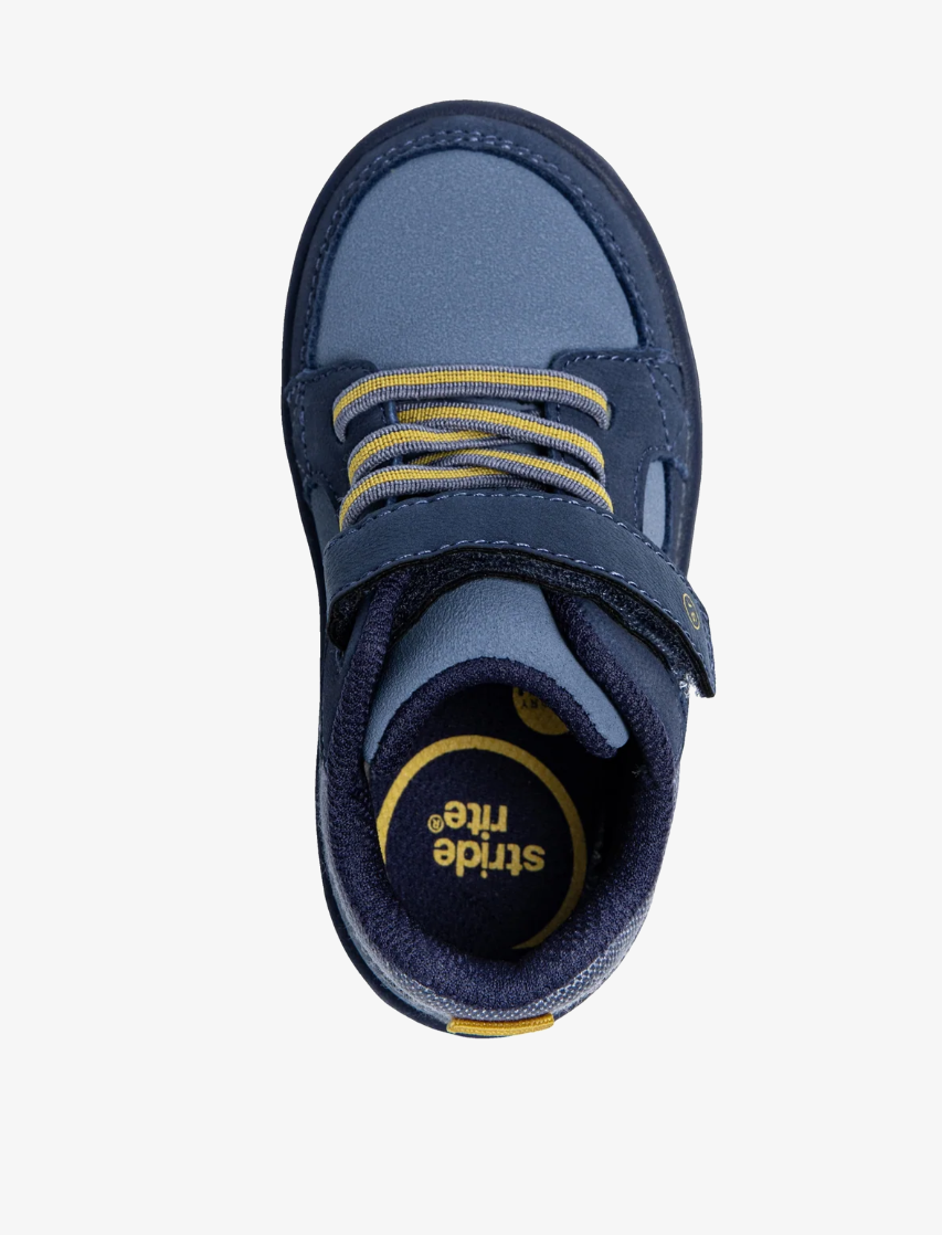 Boy Ames/Stride Rite