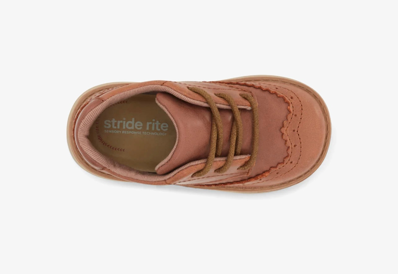 Ellsworth Lace Shoe-Tan : 9.5b