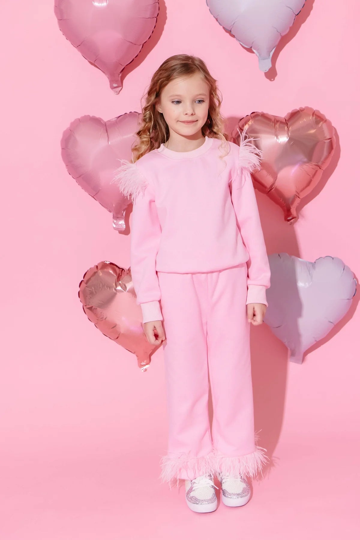 Pretty Pink Feather Set/Lola and the Boys
