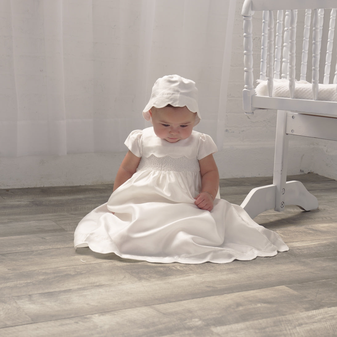 Scallop Christening Gown & Bonnet/Imagewear