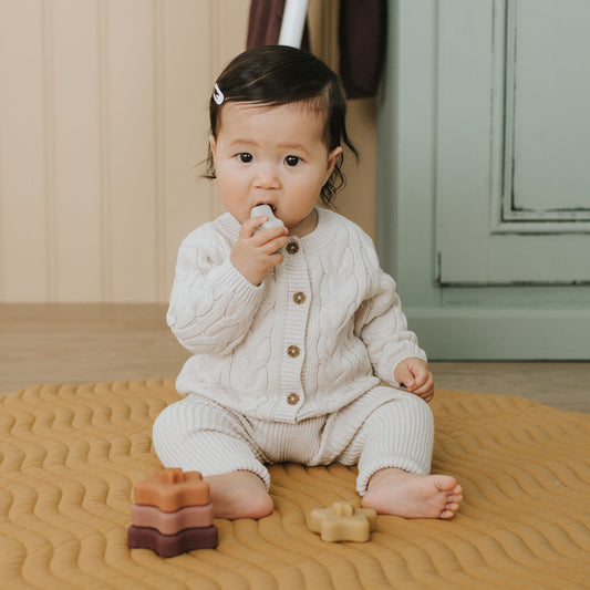 Beige Cardigan Knit Set/Petit Lem