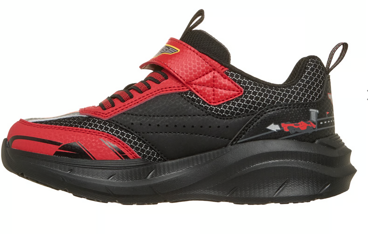 Red Garage Sneakers/Skechers