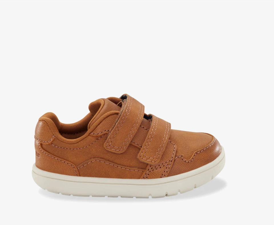 Alfredo Sneaker/Stride Rite