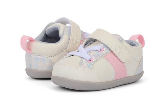 Connor Mini Pink/See Kai Run