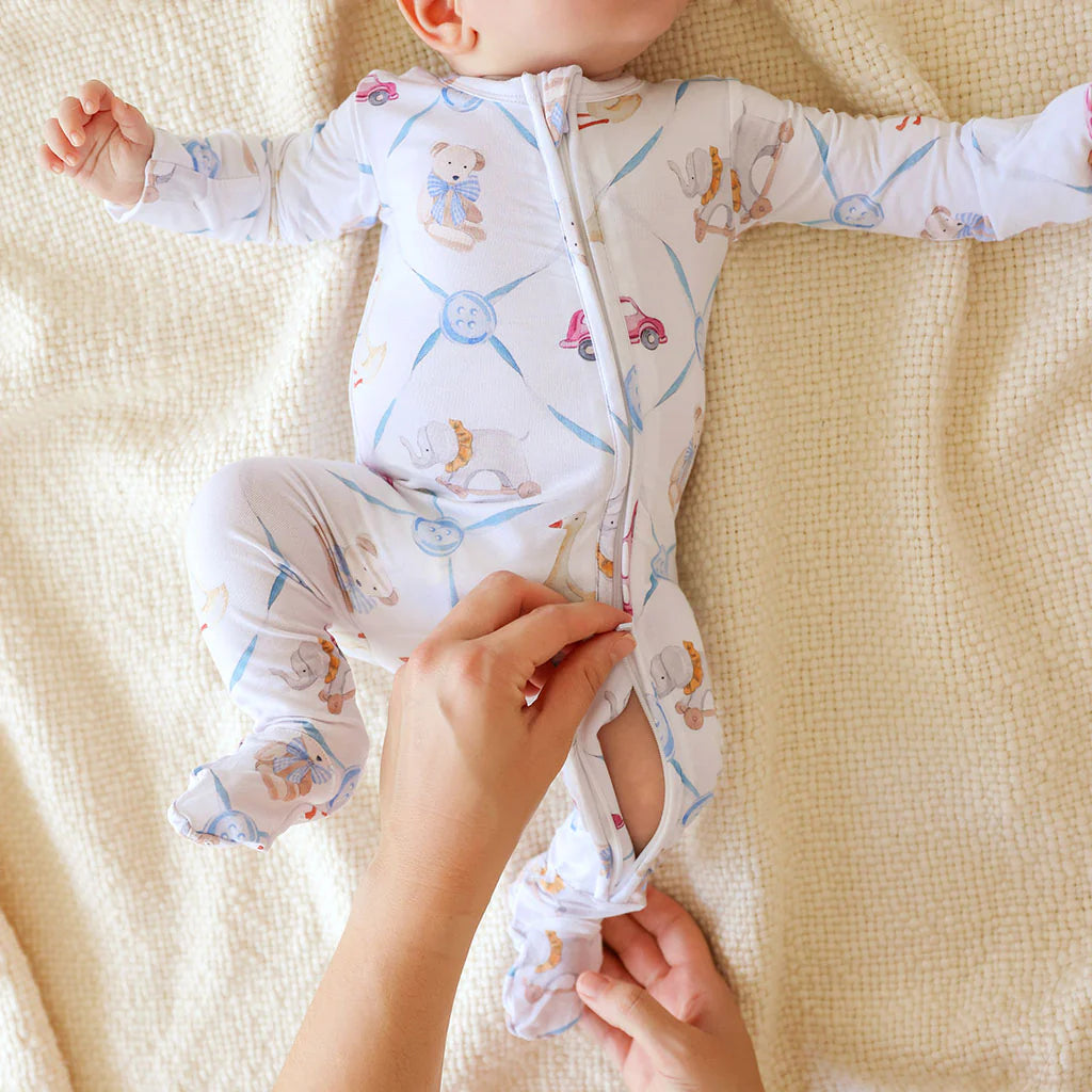 Oxford Zipper One Piece/Posh Peanut
