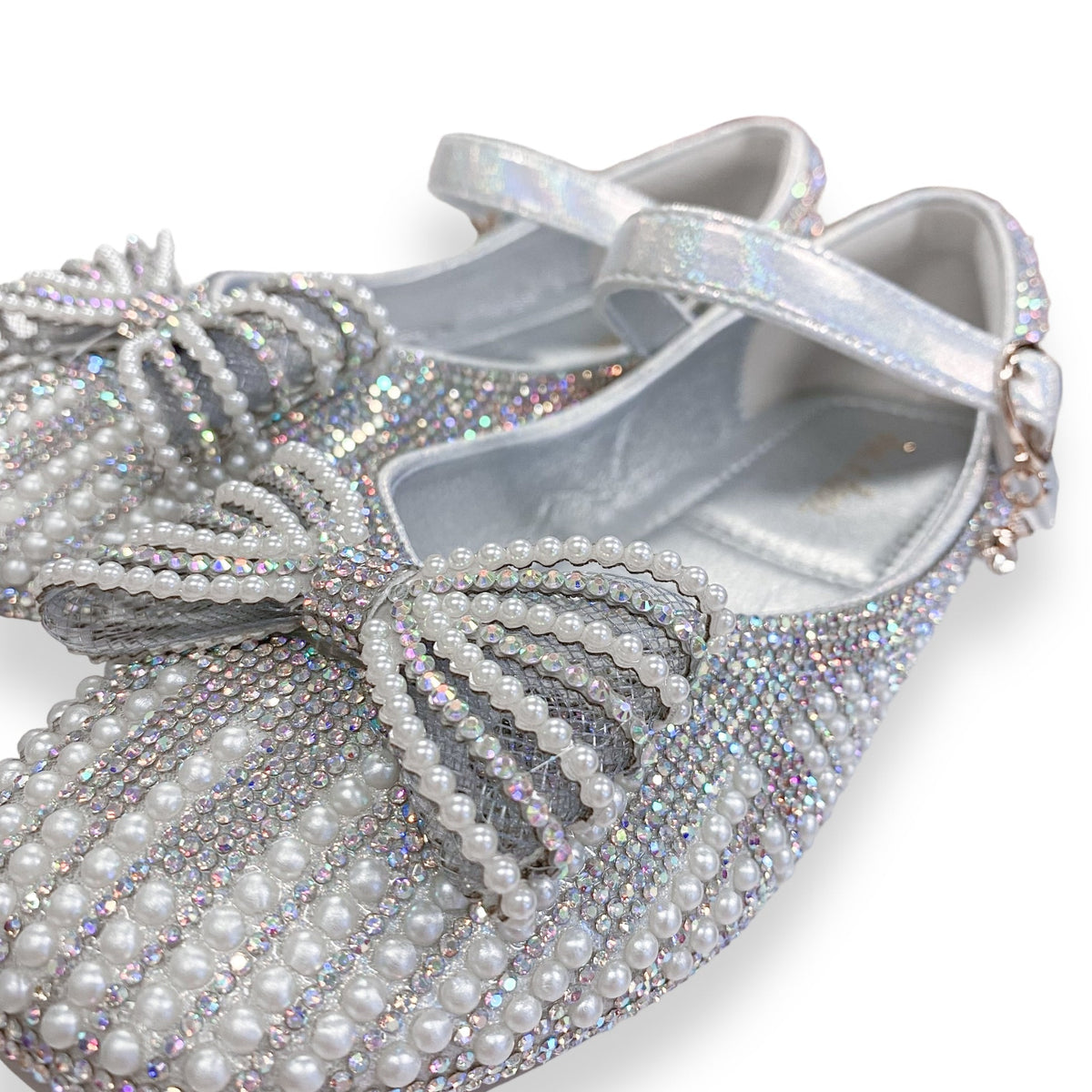 Pearl Silver Bowtie Flats/Doe a Dear