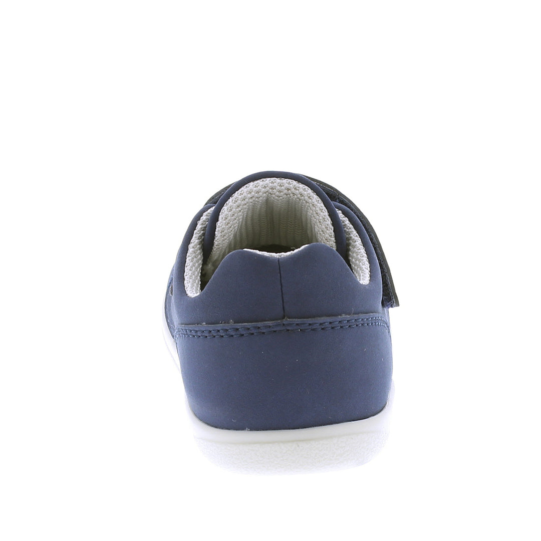 Andy Navy/Footmates